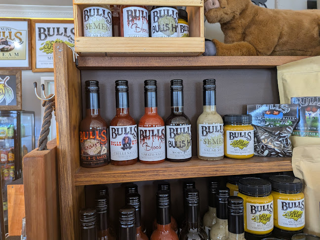 Comments and reviews of La Bull Cafe & Bar