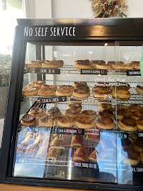 Knead Bakery - Hospitality and gastronomy