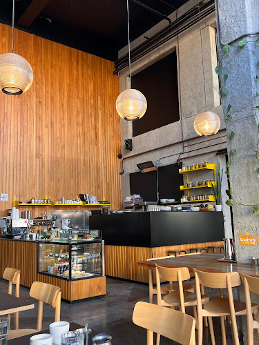 Comentarii opinii despre Kopi Cafe