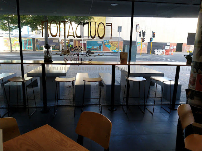 Comentarii opinii despre Foundation Cafe