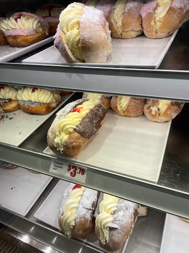 Reviews of Coupland's Bakeries - Rolleston in Rolleston - Hospitality and gastronomy