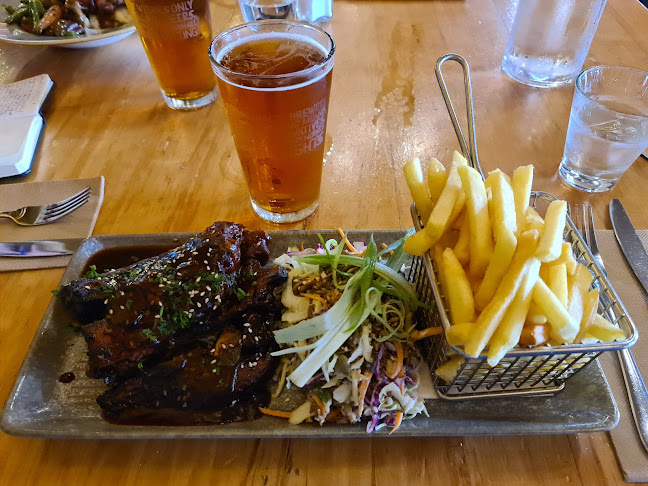 Opinii despre Stumpers Bar & Cafe în Hokitika - Hospitality and gastronomy