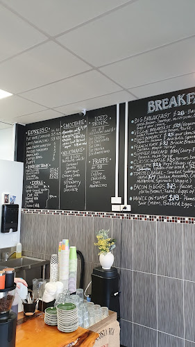 FULL MOON EATERY - Waimauku