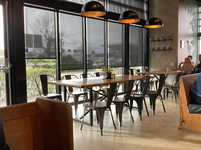 Comments and reviews of Strange Bandit by Luciano