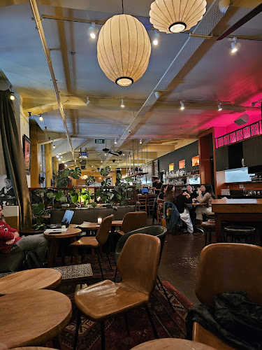 Comentarii opinii despre Mezze Bar