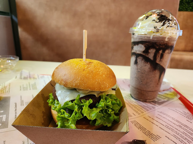 96 Riccarton Road, Riccarton, Christchurch 8041, New Zealand