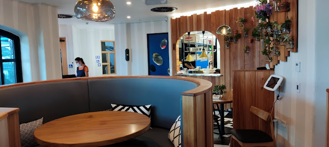 Comentarii opinii despre Aqua Restaurant and Bar (In the Hundertwasser Art Centre)