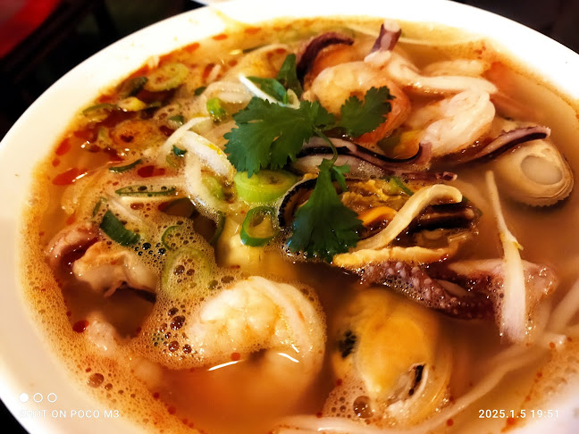 VIET CHEFS RESTAURANT - New Plymouth