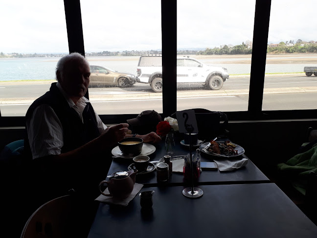 Comments and reviews of Chapel Cafe