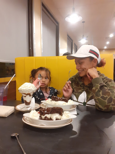 Comments and reviews of Denny's Manukau Restaurant