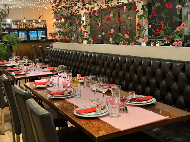 Khawhom Thai Restaurant - Hospitality and gastronomy