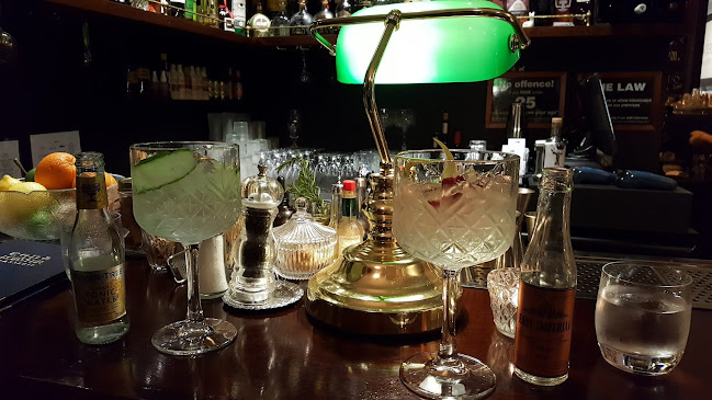 Mama Cod Tiki Bar | Cuisine - Nelson