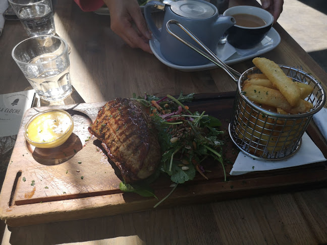 Comentarii opinii despre La Cloche Kaiwharawhara | Wellington French Café & Catering