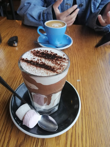 Comentarii opinii despre Luciano Espresso Bar