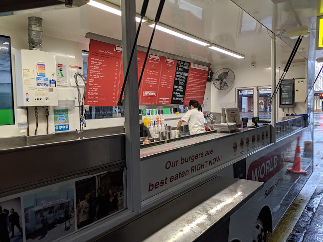 Reviews of The White Lady in Auckland - Hospitality and gastronomy