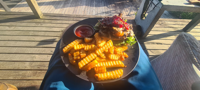 Platform 40 Café, Restaurant & Bar - Moana