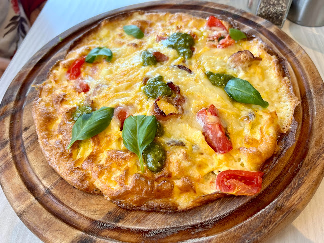 Bungalo Cafe Open Times