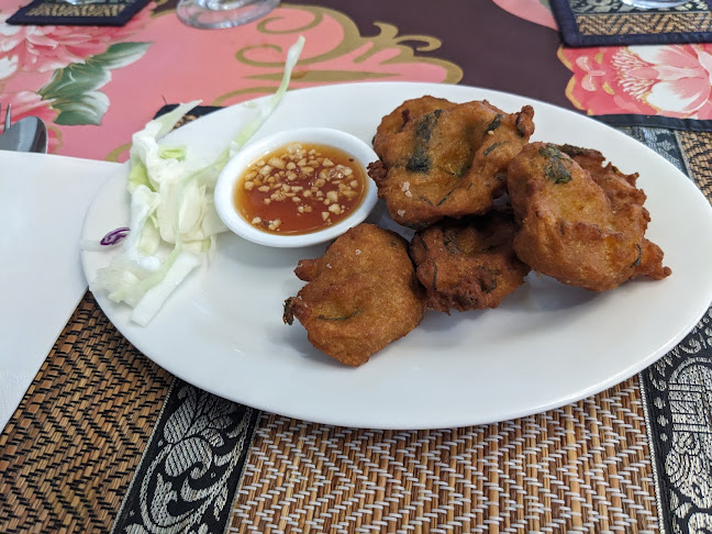 Supahn Thai Restaurant Open Times