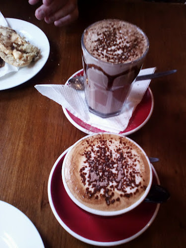 The Broadway Tearooms & Bakery Phone number