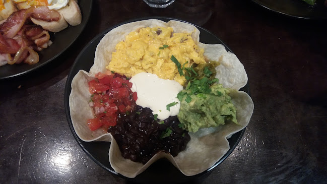 Comments and reviews of Beach Babylon