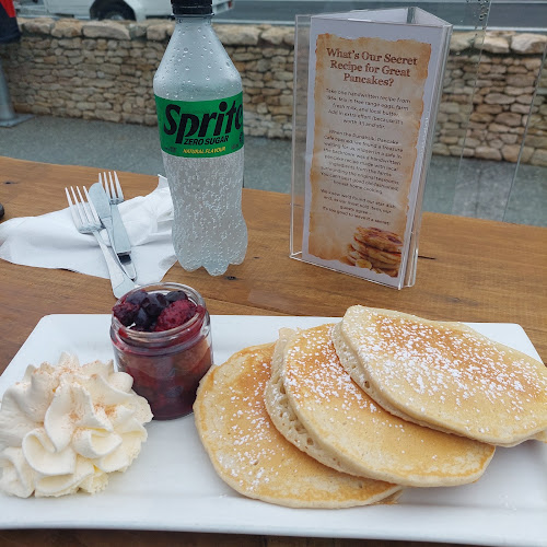 Comentarii opinii despre Pancake Rocks Cafe
