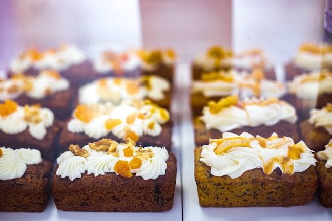 Comentarii opinii despre Cake it Forward