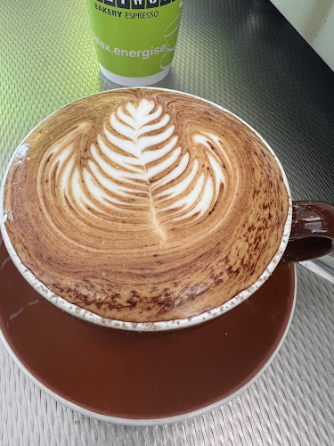 Comentarii opinii despre Hollywood Bakery and Espresso