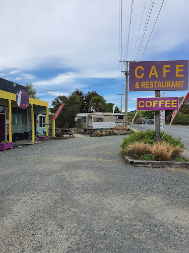 3 Main Road, Owaka 9535, New Zealand