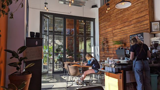 Hustl. Cafe - Hospitality and gastronomy