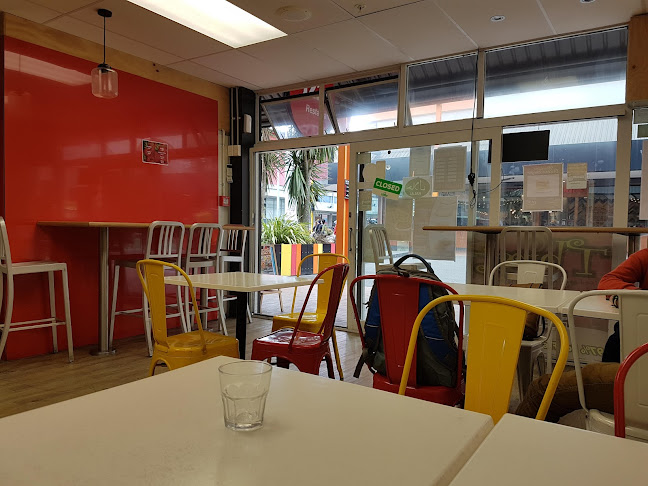 Opinii despre Milanos Halal Pizza Hamilton în Hamilton - Hospitality and gastronomy