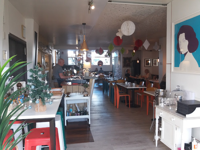 The Surfer's Mistress - Hospitality and gastronomy