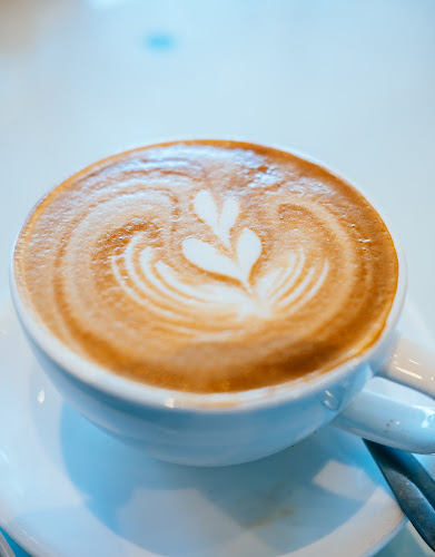 Comments and reviews of Catroux