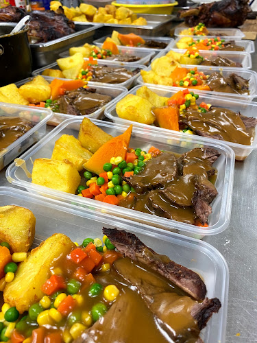 papa’s pies and cafe - Hospitality and gastronomy