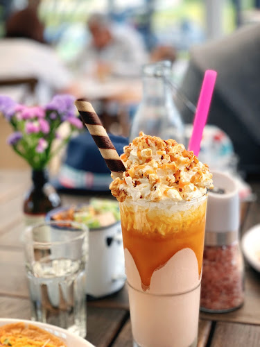 Comentarii opinii despre Willow Cafe