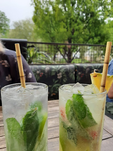 Chiwahwah Mexican Cantina Bar