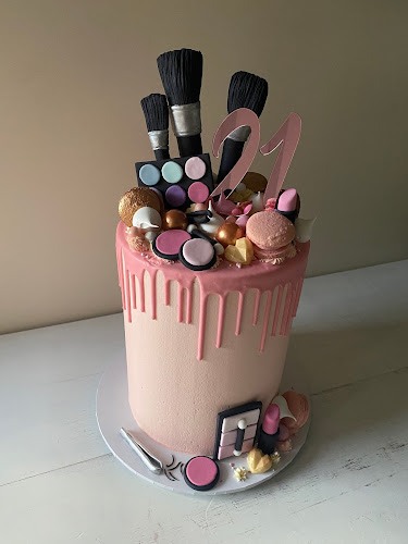 Comentarii opinii despre Deluxe Cakes