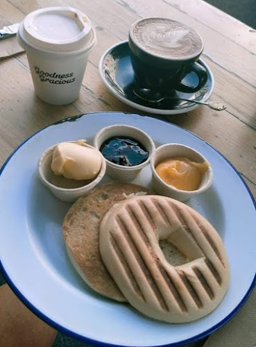 Comentarii opinii despre Goodness Gracious