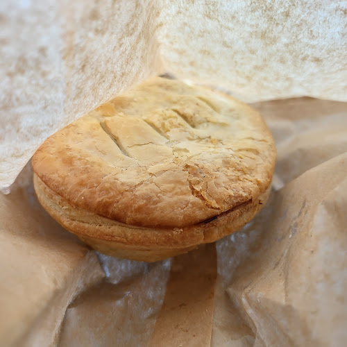 Rosbake Bakery - Hospitality and gastronomy