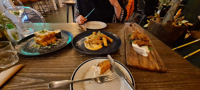 Comments and reviews of Monkeyfarm Eatery & Store