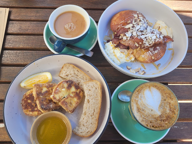 Nikau Cafe - Hospitality and gastronomy