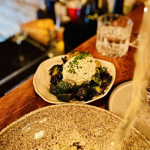 Comentarii opinii despre Apero Food and Wine