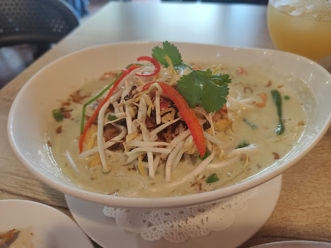 Thai Thani 2 - Hospitality and gastronomy