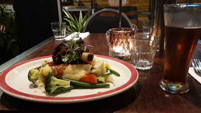 Comentarii opinii despre Pure Bar & Grill