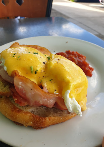 Humbug Cafe - Hospitality and gastronomy