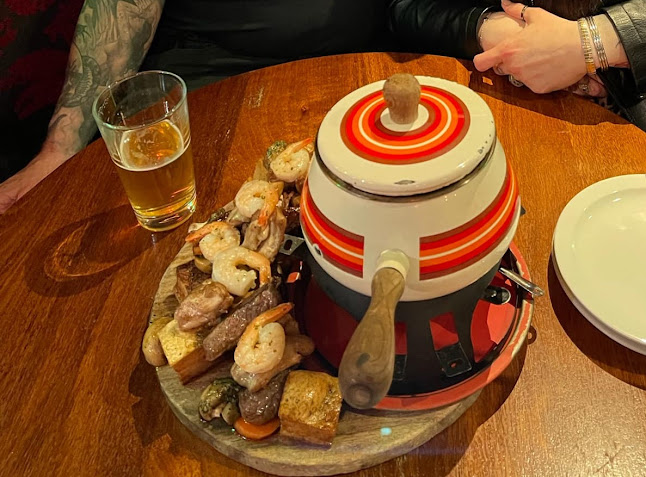 Retropolitan Social - Hospitality and gastronomy