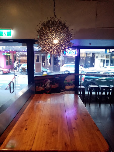 BurgerFuel Cuba Street - Hospitality and gastronomy