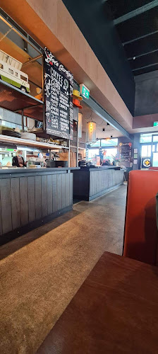 Comentarii opinii despre Joe's Garage