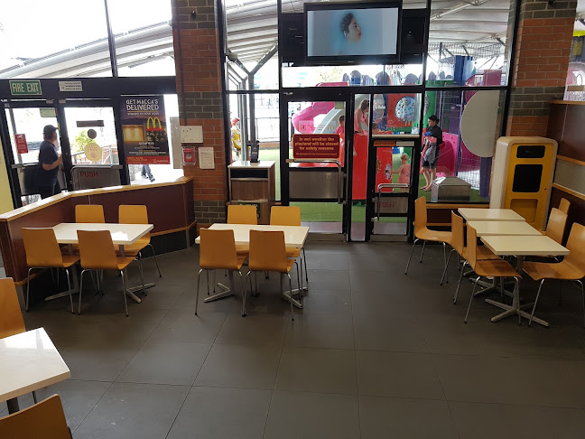 McDonald's Glenfield - Hospitality and gastronomy