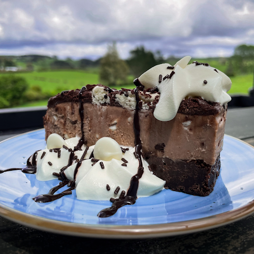 Reviews of Hunua Falls Cafe and Bar in Hunua - Hospitality and gastronomy