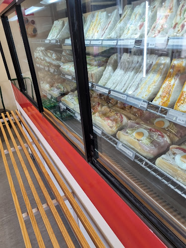 214A Main Road, Tawa, Wellington 5028, New Zealand